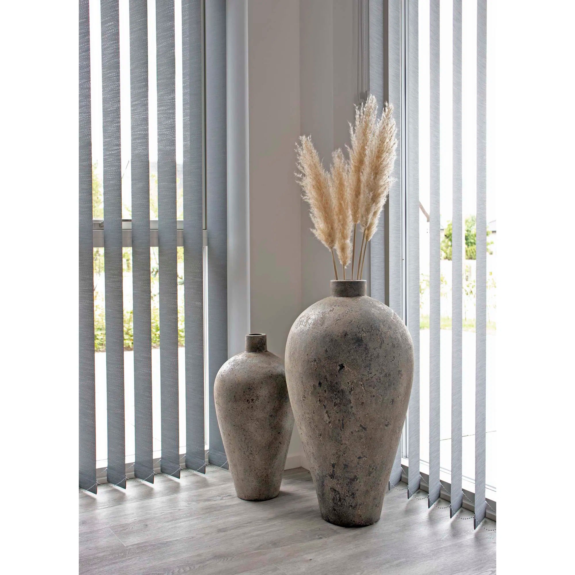Pot décoratif Corvo en terre cuite brune – 40 x H80 cm