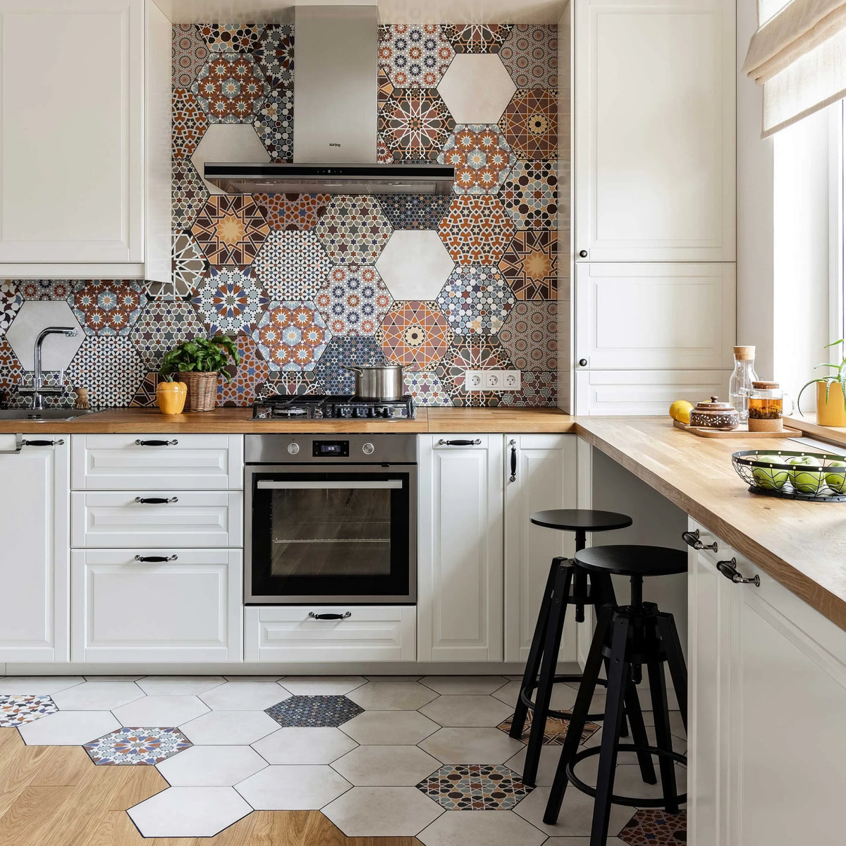 Carrelage hexagonal : comment le choisir et préparer sa pose ?