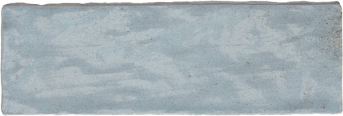 Riad Sky – Faïence murale bleu ciel brillante 6,50x20 cm