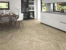 Diamond Timber Oak Chevron (R) posé dans un projet d’aménagement