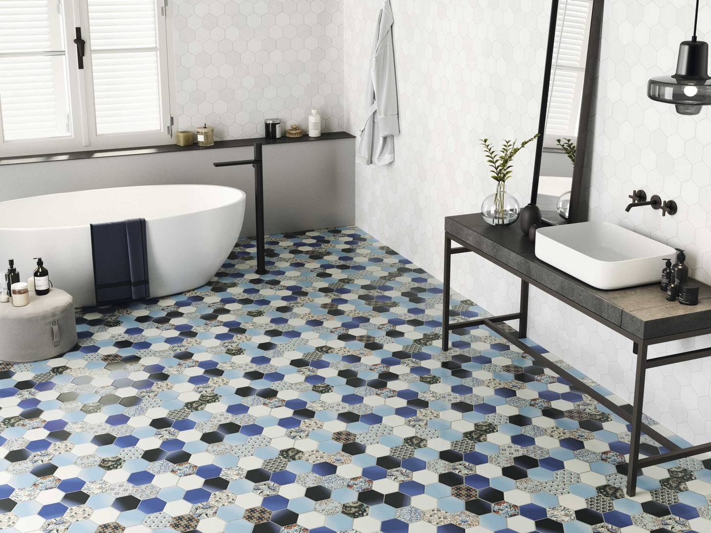 Carrelage hexagonal à motif décoratif Hex Nouveau Blue 27x51 cm