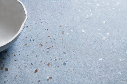 SENSA BLUE : carrelage effet micro terrazzo mat 90x90