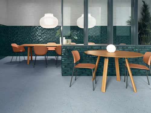 SENSA BLUE : carrelage effet micro terrazzo mat 90x90