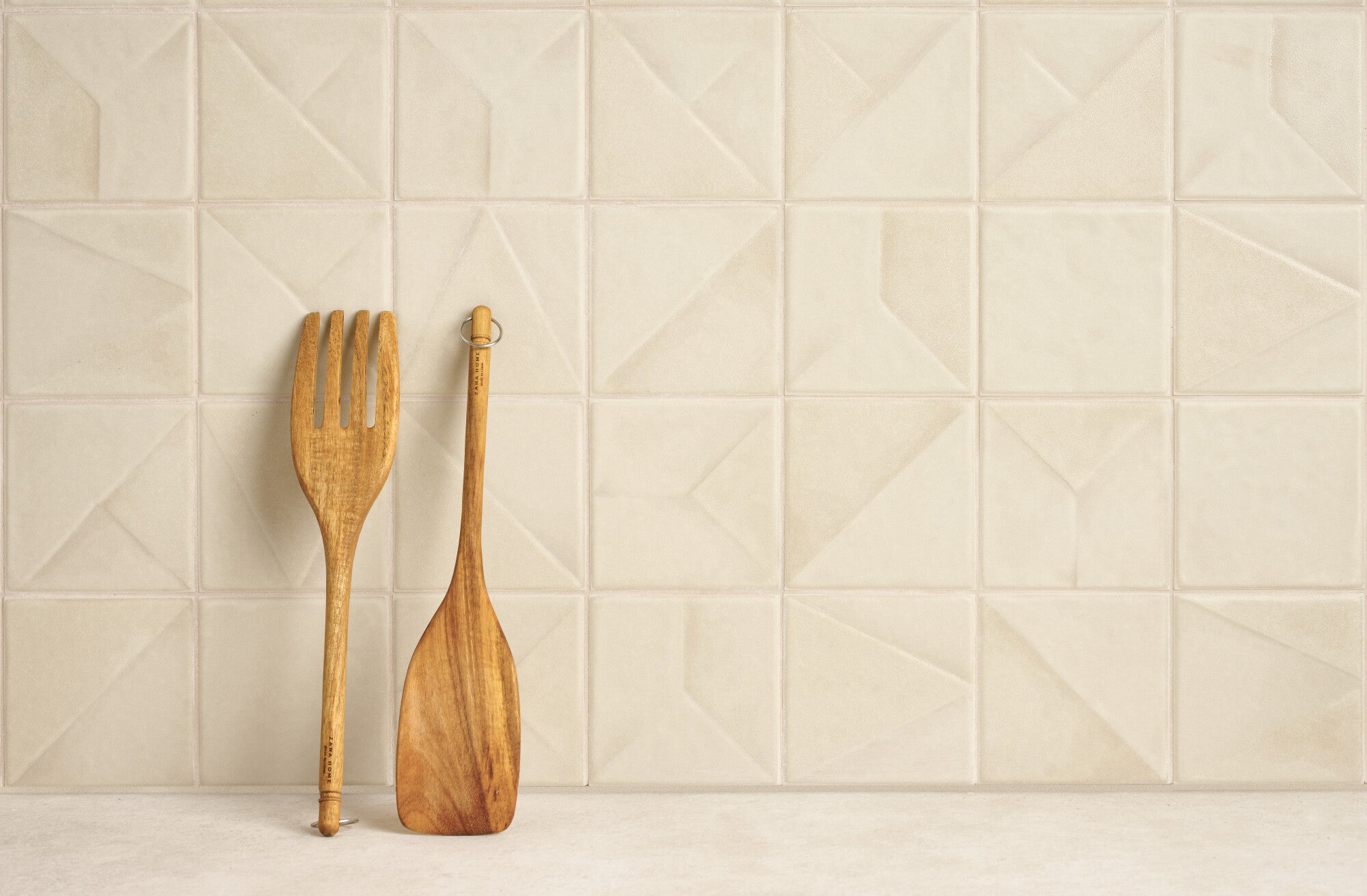 Faïence murale relief Valenova Taupe LT 11,8x11,8 cm