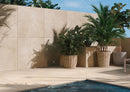 Dalle effet pierre Colosseo Plus Beige 2 cm 90x90 cm - mise en situation